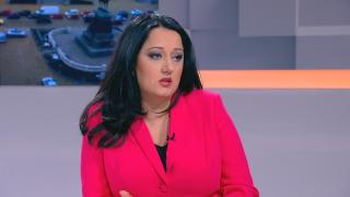 Лиляна Павлова пак се скара на Румен Радев и го призова: Озапти си кабинета!