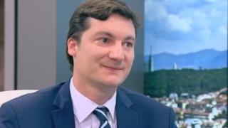 Крум Зарков обясни подробно защо Нинова отказа на Борисов шефското място в парламента 