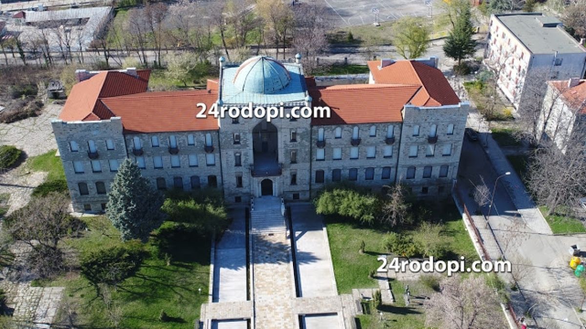 Тази сграда е построена с „продажба на кожи”, но днес е номер 1 в Кърджали (СНИМКИ/ВИДЕО)