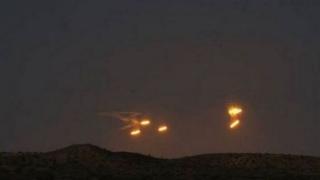 Мистериозни светлини се появиха в небето над Аризона и Калифорния (ВИДЕО)