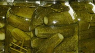 Вече не я изхвърлям след като разбрах за колко много неща мога да я използвам, направо се удивих 