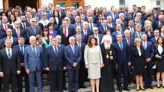Първа „люспа“ в парламента