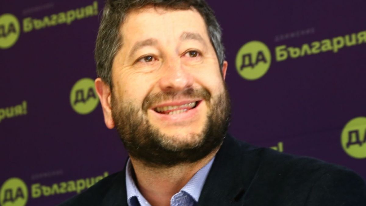 Първо в БЛИЦ: Жалка история! Христо Иванов вместо разкрития, пелтечи несвързани оправдания за провала на "Дай България"  