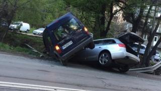 Първо в БЛИЦ! Зрелищна катастрофа на Околовръстното шосе в София (СНИМКА)