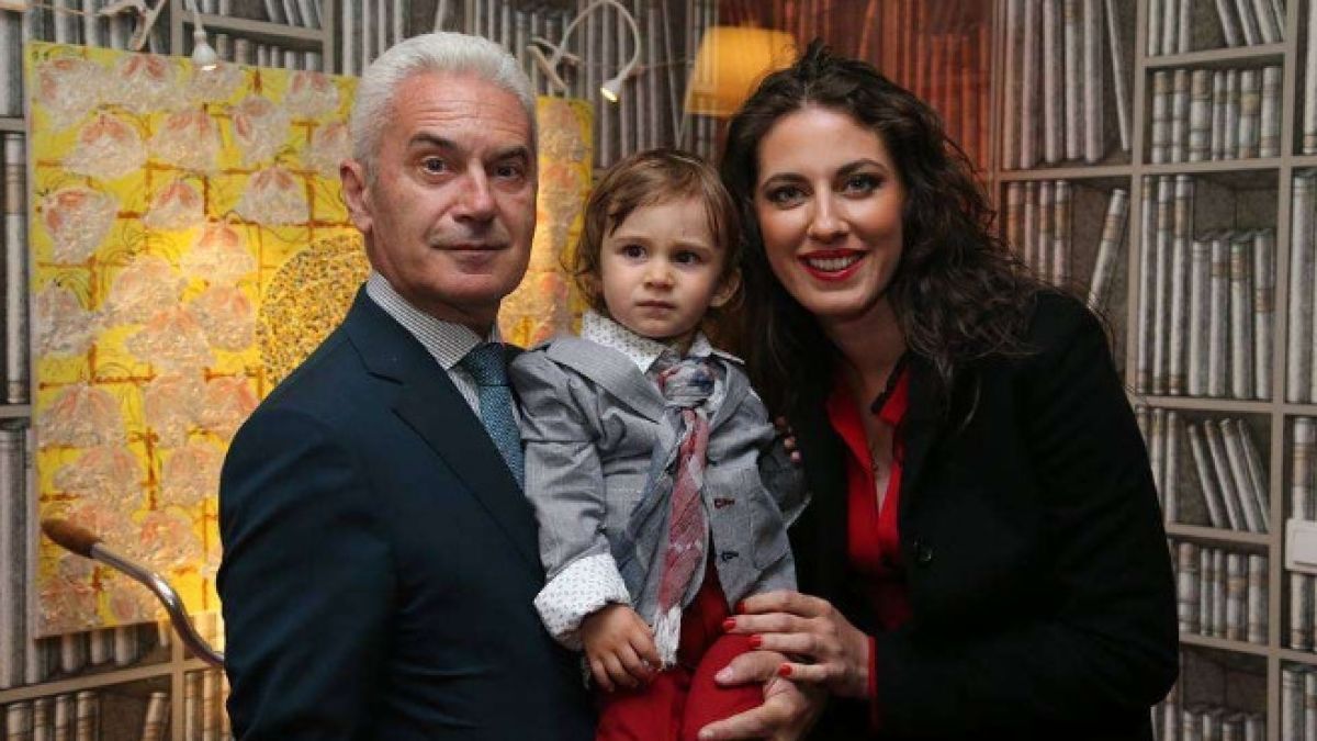 Уникални СНИМКИ издадоха какво се е случило на купона на рожденика Сидеров! Уважиха го...