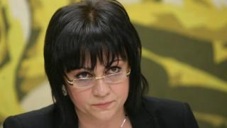 Корнелия Нинова се закани на Гергов, бясна заради скандала със Сашо Дончев и Цацаров