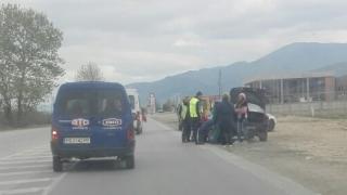 Меле затапи пътя към Асеновград  