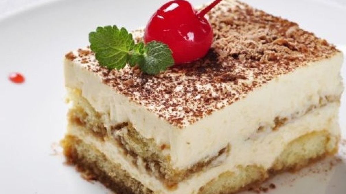 Това е от онези много леки, бързи, лесни и страшно вкусни сладкиши, от които не можеш да спреш да ядеш