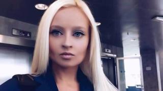 Изплуваха нови горещи фотоси на руския модел БАРБИ (СНИМКИ 18+)