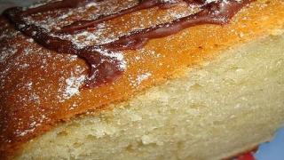 От нищо нещо: Икономичен и безапелационно вкусен кекс с извара