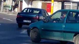 Това, което направи този софиянец с детето си, накара мрежата да го линчува (СНИМКИ/ВИДЕО)