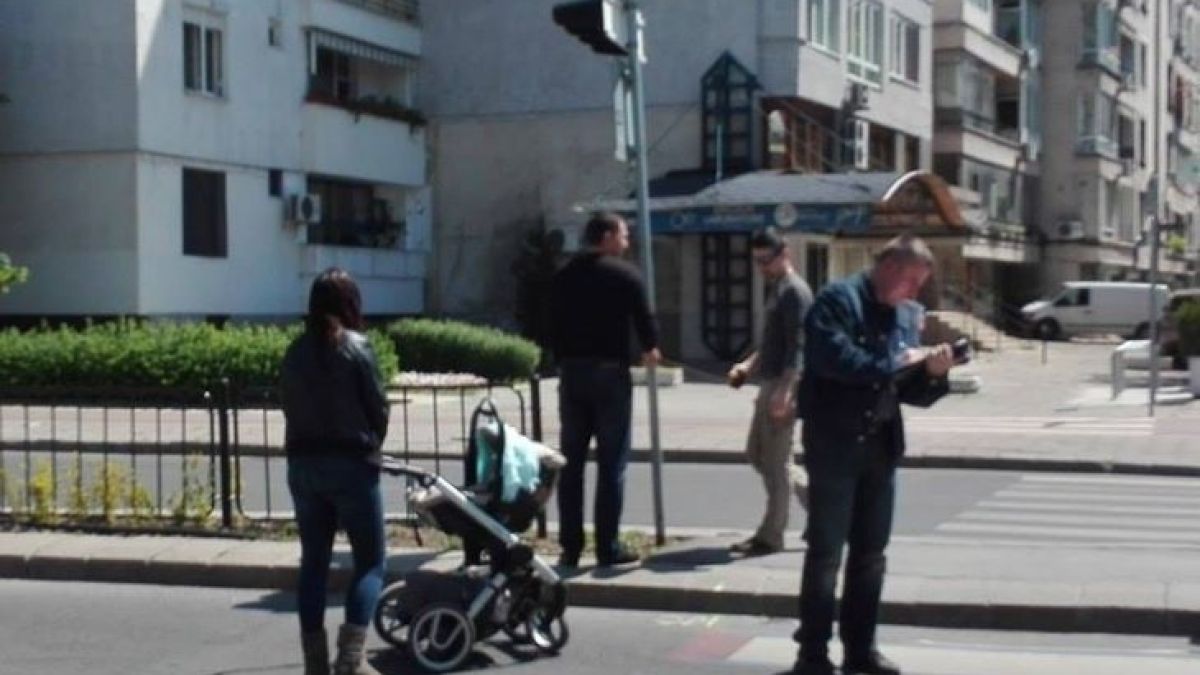 Мрачна възстановка в Пловдив! Експерти нищят на улицата убийството на Бонка (СНИМКИ)