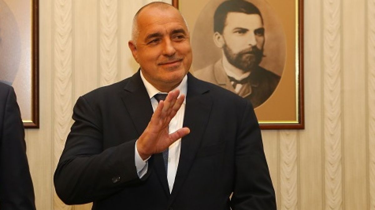 Борисов честити на Пламен Димитров големия успех