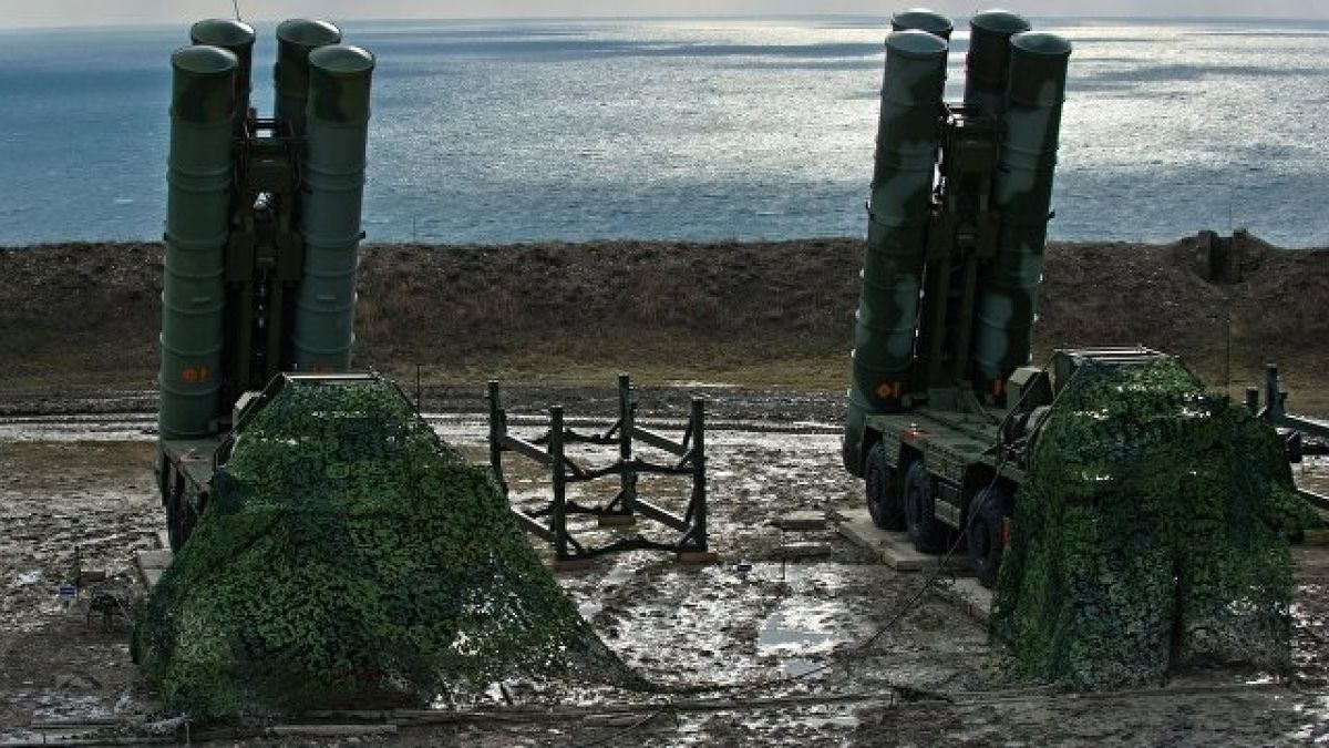 Военен експерт: Новата руска ЗРС С-500 сваля всякакви цели в небето като сънливи мухи от тавана