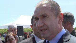 Румен Радев изгледа полета на ударния изтребител Ф-35 и призна тъжна истина  