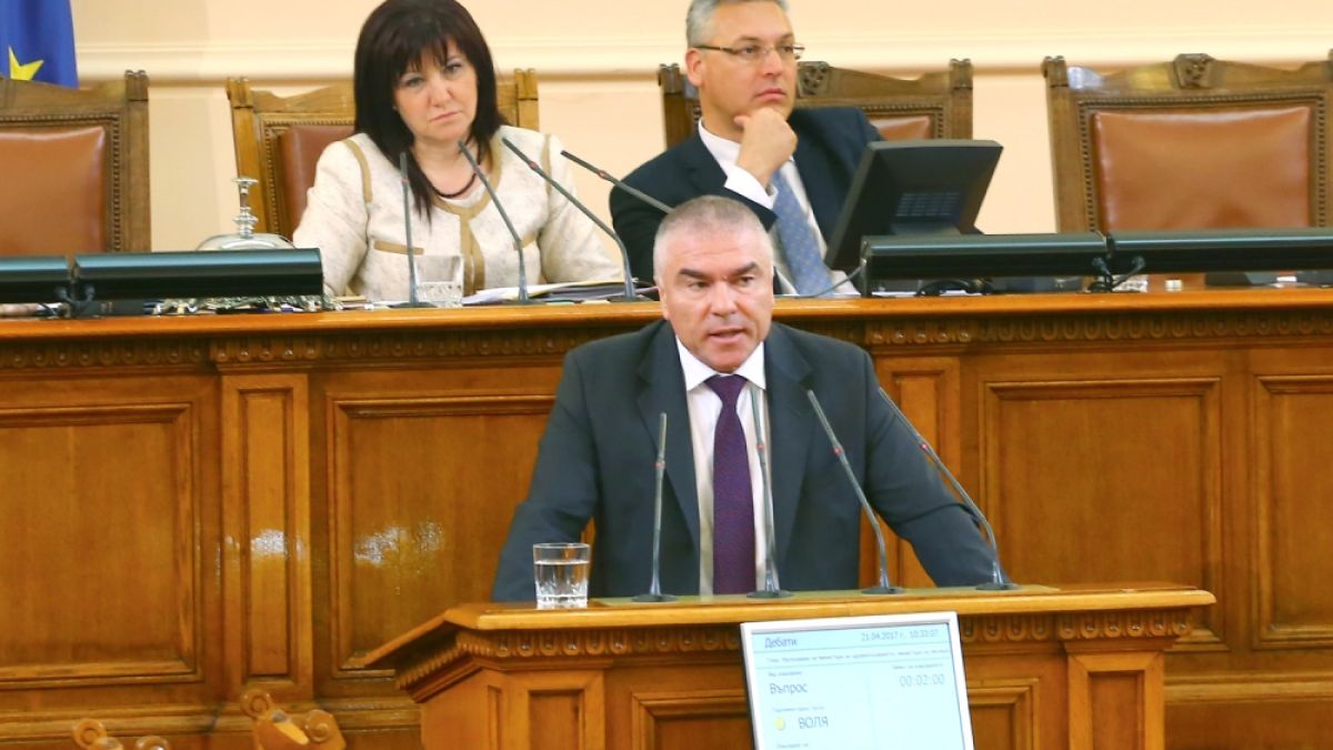 Марешки втрещи всички: Ще сме "черния лебед" в парламента