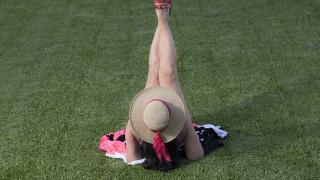 Намажете краката си с тази магическа билка от Индия и никога повече няма да имате проблем с вените