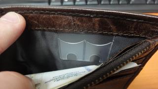 Пловдивчанин намери пари и банкови карти, реши да...