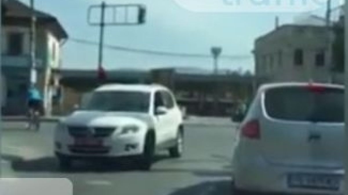 Така карат шофьорите на дипломатически автомобили  в Пловдив (ВИДЕО)