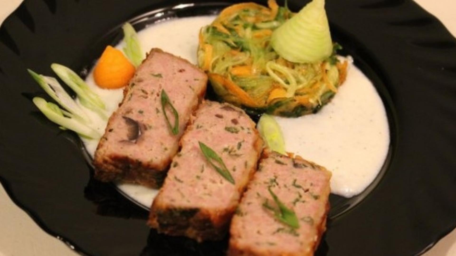 Хапвали ли сте солен кекс? Ето как да си го сготвите с кайма и кашкавал