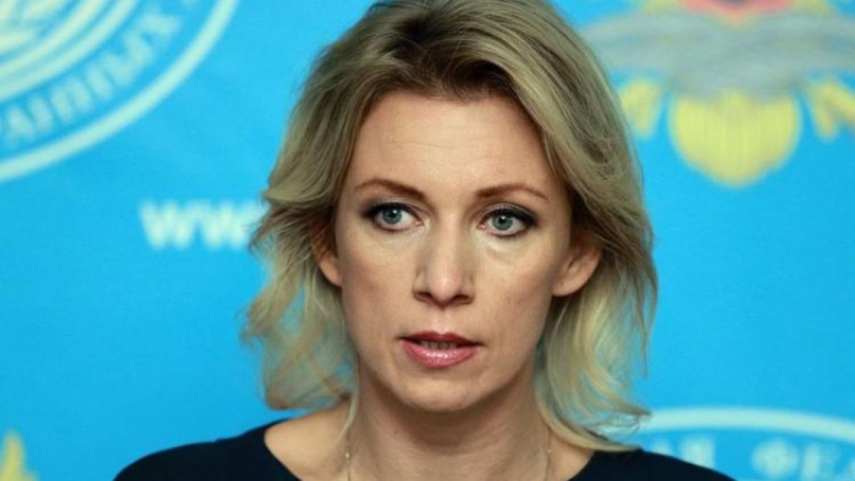 Ужас! Куче обезобрази дъщеричката на говорителката на руското външно Мария Захарова!
