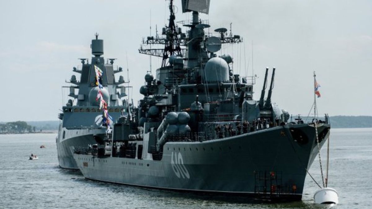 "Адмирал Есен" с "Калибри" подсилва руските ВМФ в Средиземноморието