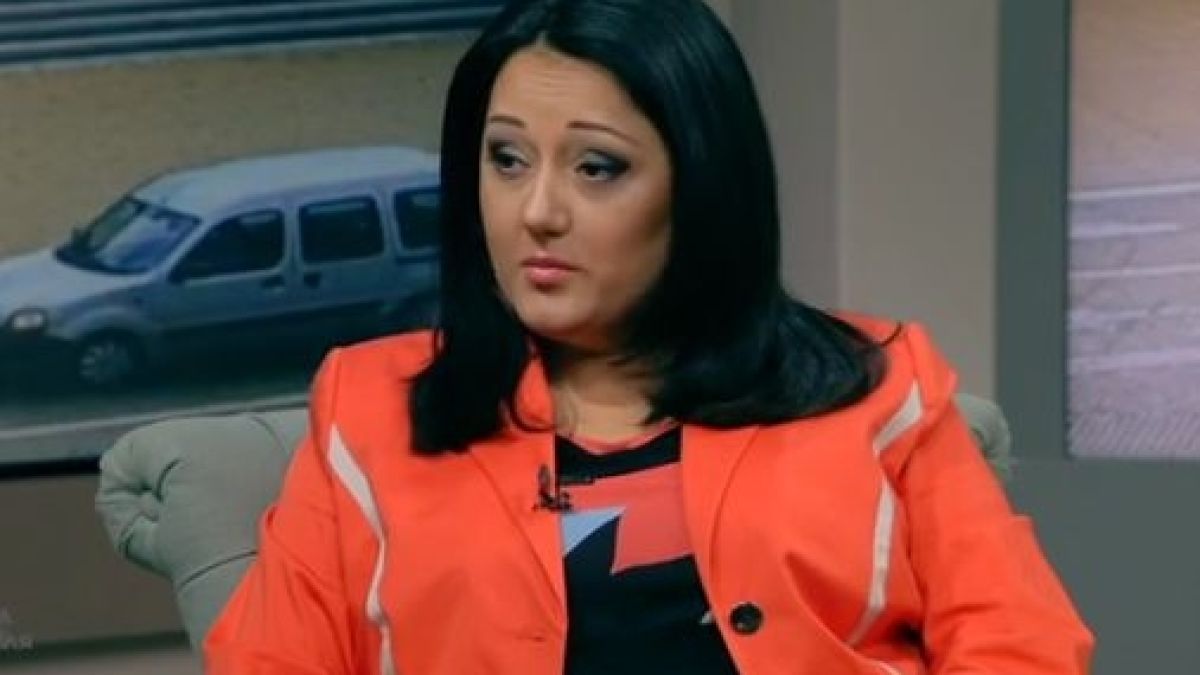Лиляна Павлова обясни защо не стана регионален министър и изригна мощно срещу БСП заради "помията" със скъпите й чанти 