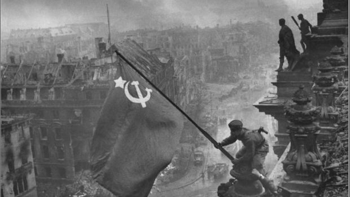 Исторически очерк: Защо 9 май е Ден на победата и чия е основната заслуга за разгрома на хитлеристките пълчища 