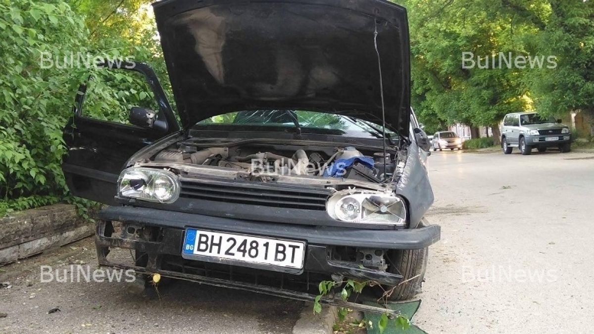 Видинчанин "паркира" по таван на оживена улица (СНИМКА)