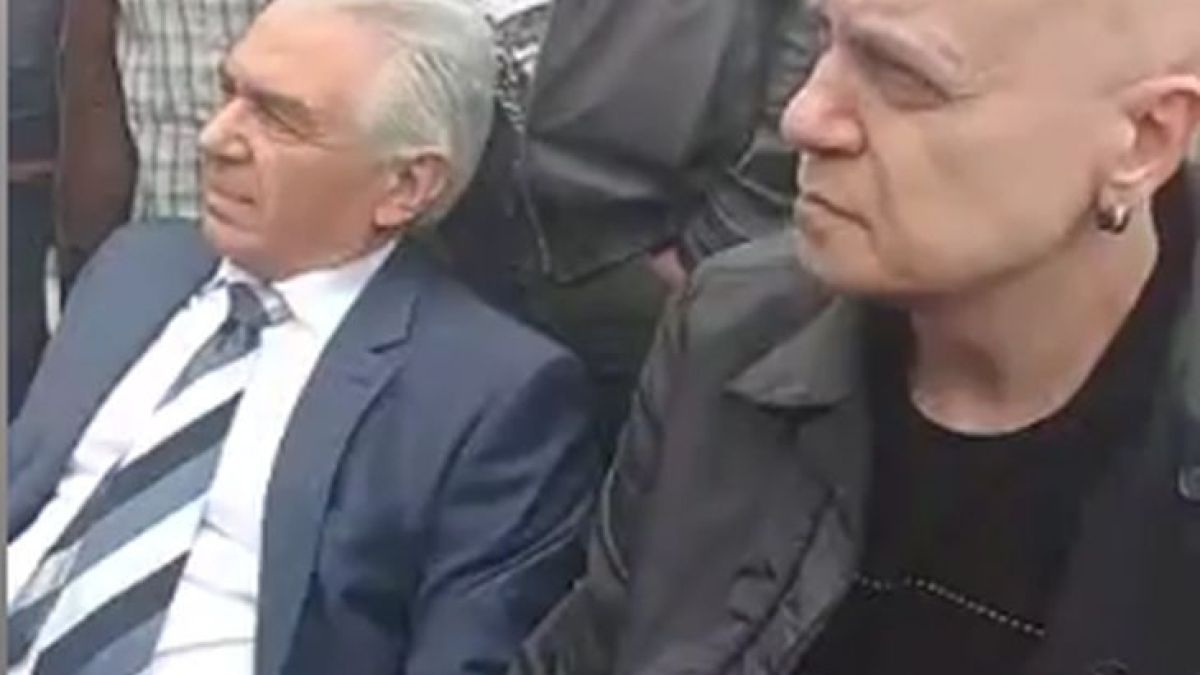 Слави пак на протест на жълтите павета! Марешки и Нинова са до него (СНИМКИ/ВИДЕО)