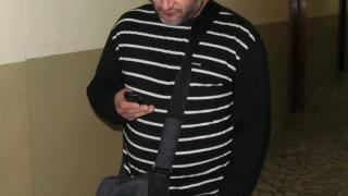 Братът на Рачков спретна грозен скандал в съда в Бургас! (СНИМКА)