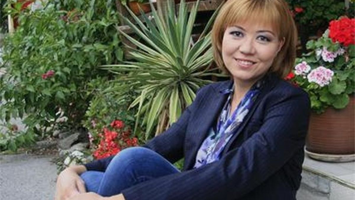 Истински кошмар! Зло куче отхапало устната на синоптичката Станислава Цалова!