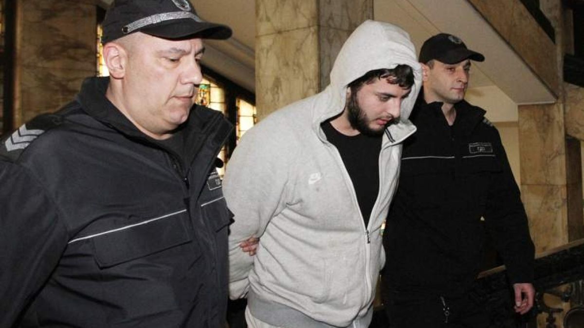 Експертиза не установи годен биологичен материал върху ножа от убийството в Борисовата градина