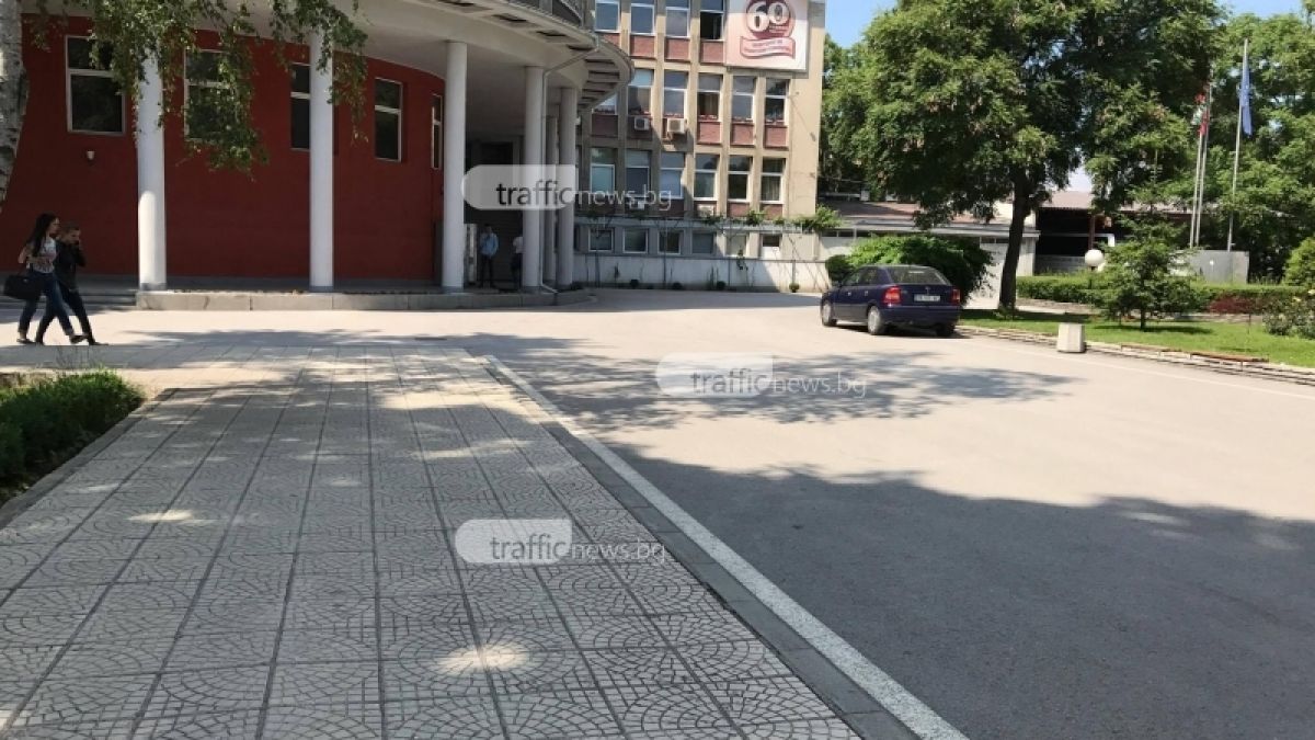 Извънредно: Арести в пловдивски университет! Закопчаха двама професори с белязани банкноти!