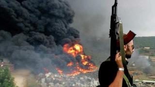 Камикадзе на ИДИЛ се заби в бандитски патрул на границата между Сирия и Йордания, измря много народ (СНИМКИ/ВИДЕО)