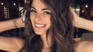 Гола феерия! Максим публикува горещи СНИМКИ 18+ на ослепителната София