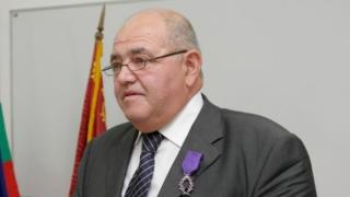 Пловдивски професор се кръсти в съда, не бил взимал подкуп от студенти