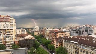 Главният архитект на София бие тревога: В столицата има тиктакаща бомба!