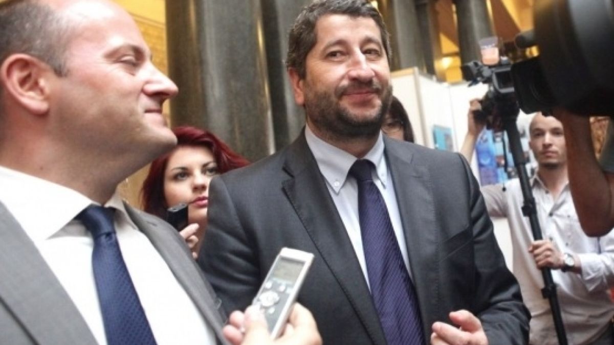 Метеж срещу държавата организират съдружник на Прокопиев, подсъдимият Ненчев, провалени кандидат-депутати на “ДА(й), България” и марионетки на Цветан Василев