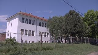 Содом и Гомор в интерната в Драгоданово: Възпитаник се оженил за своя учителка, проституцията е ежедневие