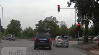 Така изпреварват в Пловдив: отдясно и на червено (ВИДЕО0