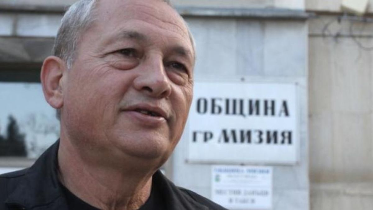 Извънредно! Пребиха зам.-кмета на Мизия 