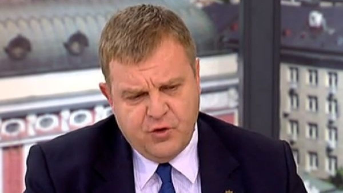 Каракачанов оповести заплатата, с която стартира един войник в армията, сумата е...