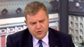 Каракачанов оповести заплатата, с която стартира един войник в армията, сумата е...