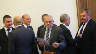 Ловчанският митрополит на крака при кабинета, дари министрите с икони, а премиера - с грамота (СНИМКИ/ВИДЕО)