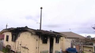 Боен дядо скочи с юмруци на телевизионен журналист (СНИМКИ/ВИДЕО)