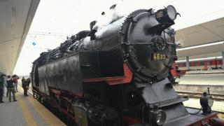 Баба Меца ще вози безплатно деца за 1 юни