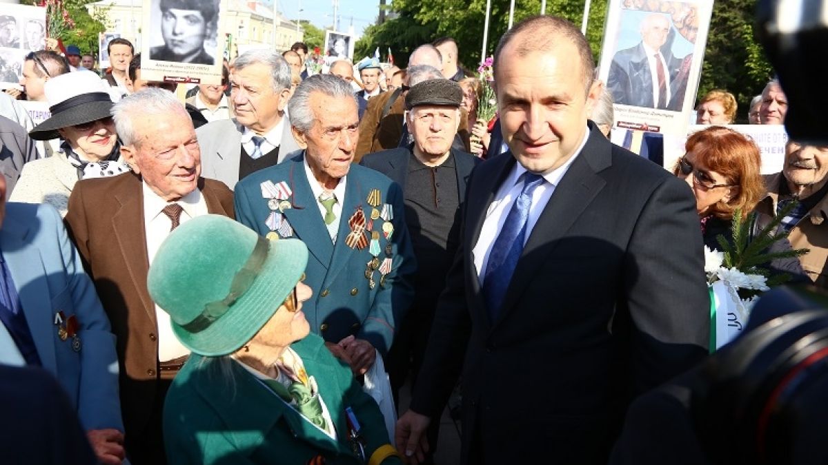 ДАНС арестува мъж за заплахи срещу Нинова и Радев