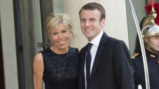 Брижит Макрон сгафи жестоко с тези тоалети 