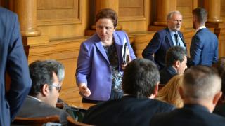 Първо в БЛИЦ! В парламента стана страшно! Жесток челен сблъсък ГЕРБ - БСП за концесиите! 